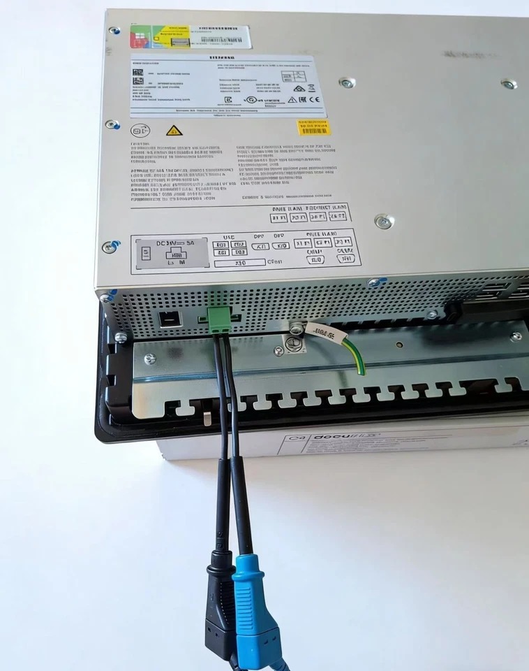 Siemens SIMATIC Panel PC 677B 6AV7875-0BC20-1AC0