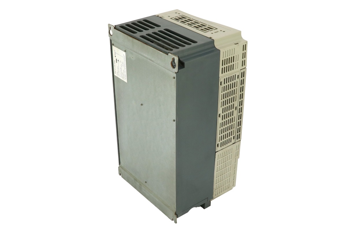 Schneider Electric Altivar 71 ATV71HD15N4 High-Performance Variable Frequency Drive for Industrial Motor Control and Automation