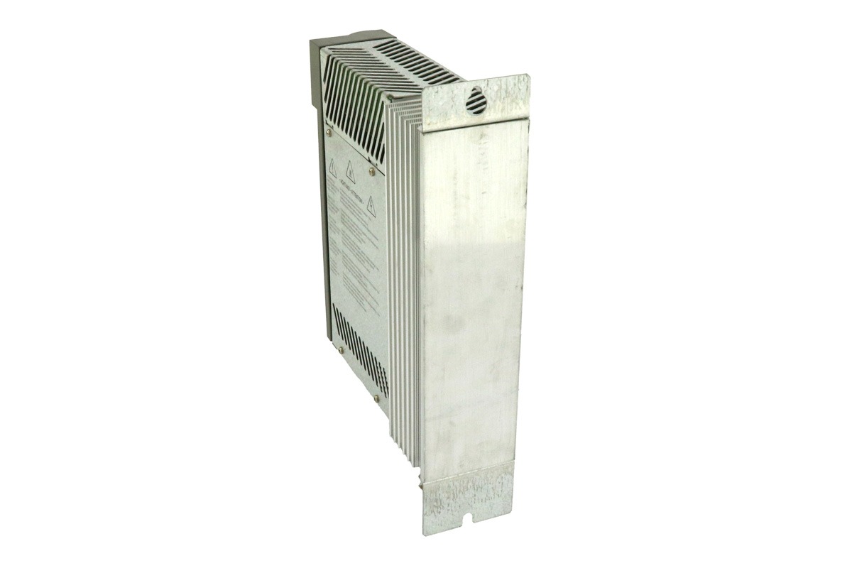 Schneider Electric MC-4/11/03/400 | ELAU PACDRIVE Servo Drive 380–480VAC 3A Industrial Automation Drive