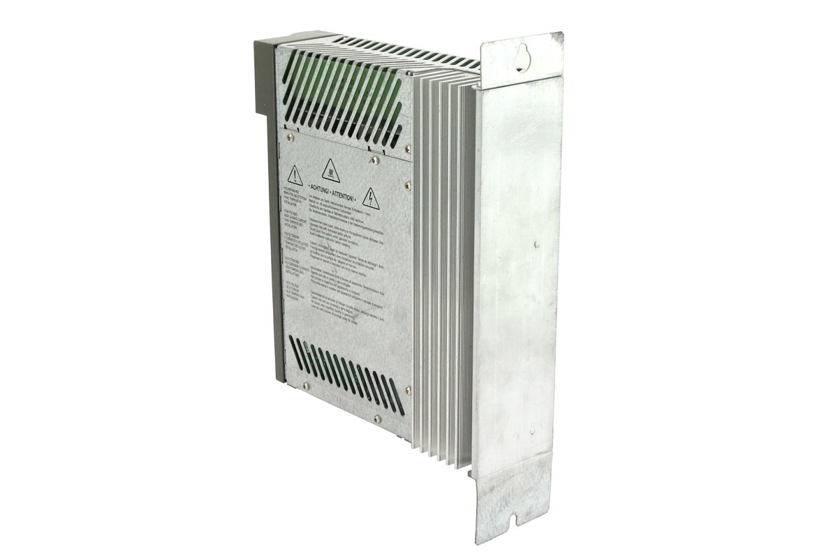 Schneider Electric MC-4/11/01/400 | ELAU PACDRIVE MC-4 Servo Drive 380–480VAC Industrial Motion Control Unit