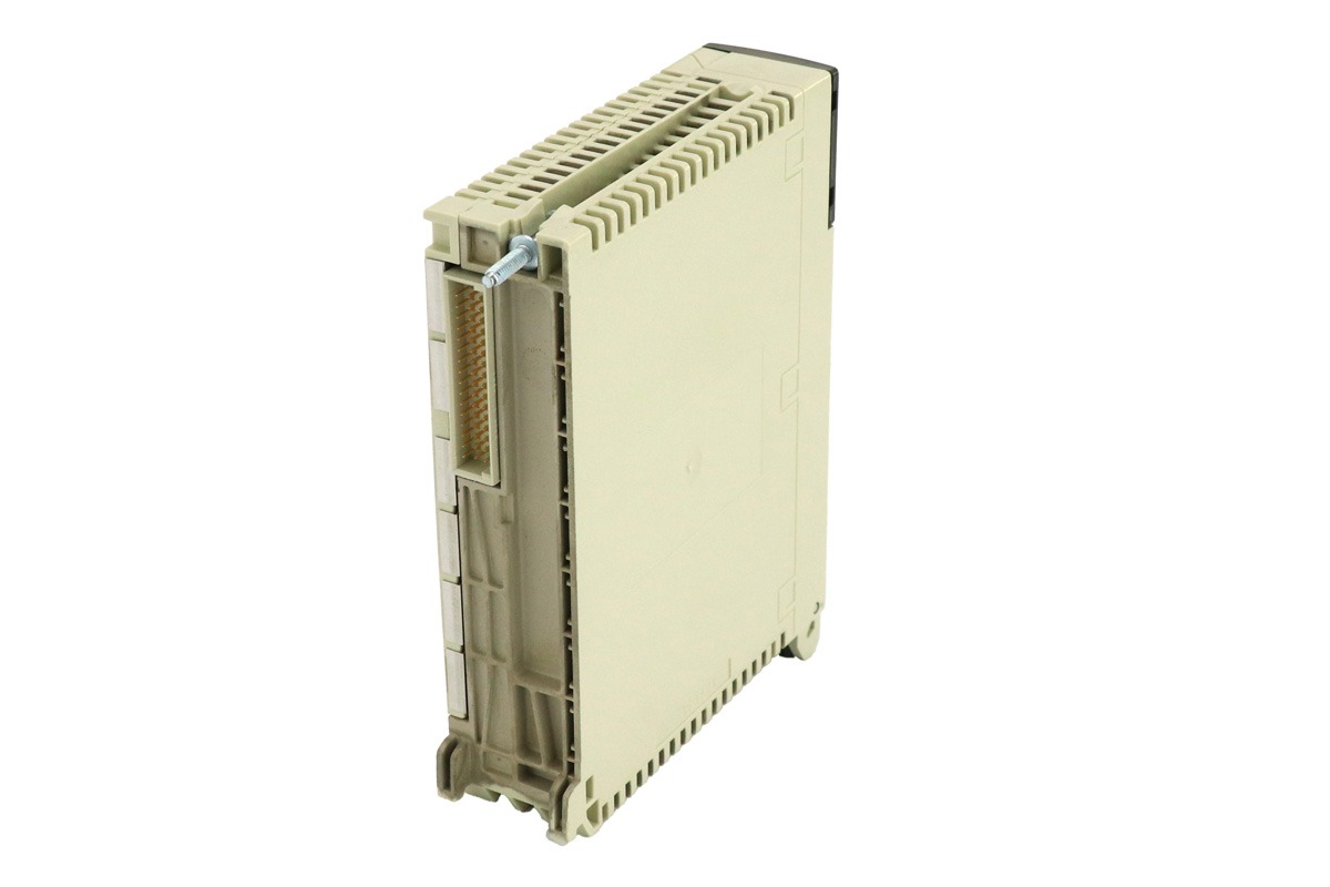 Schneider Electric TSXDSY16R5 16-Point Relay Output Module for Modicon Premium